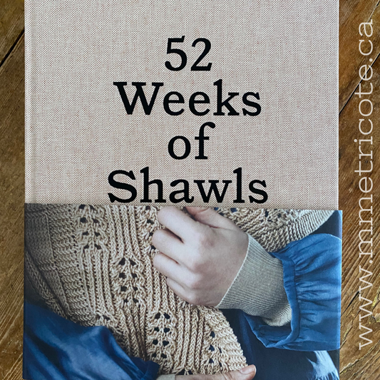 52 Weeks of Shawls par LAINE